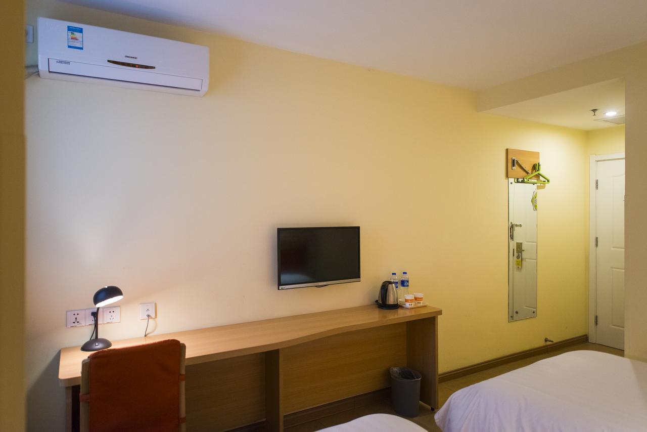 Home Inn Chongqing Jiangbei Airport Shuangfeng Road Esterno foto