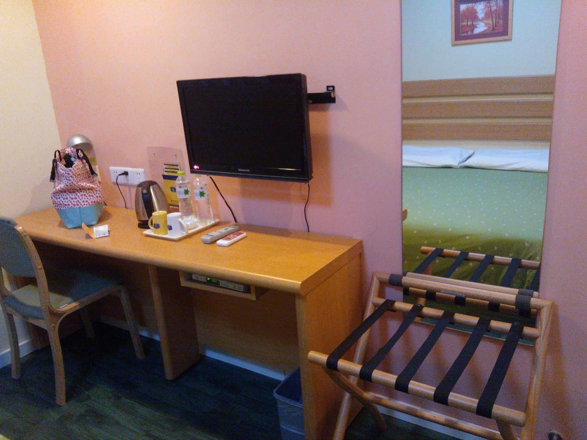 Home Inn Chongqing Jiangbei Airport Shuangfeng Road Esterno foto