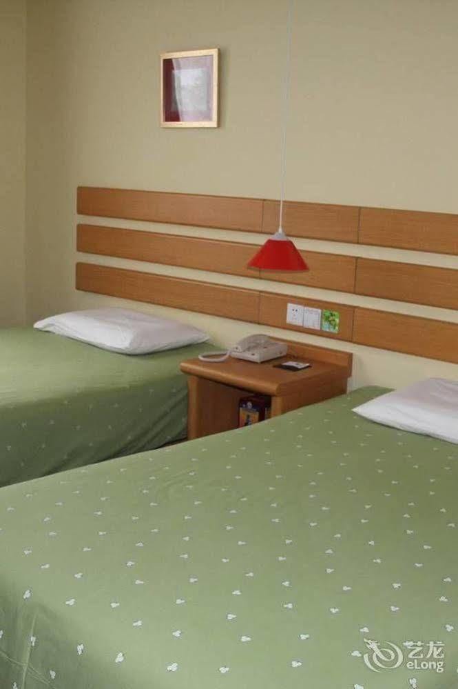 Home Inn Chongqing Jiangbei Airport Shuangfeng Road Esterno foto